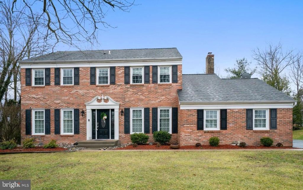 Image 1 of property listing at 2457 GREENSWARD S #S, Warrington, PA 18976