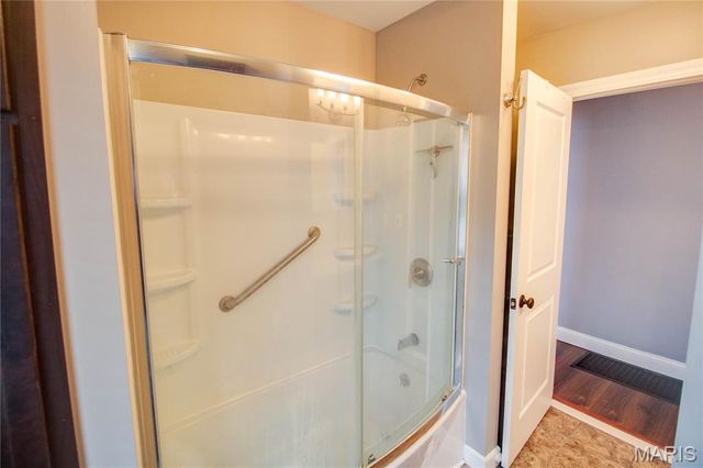 1913 State Street, Alton, IL 62002