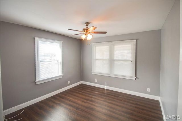 1913 State Street, Alton, IL 62002