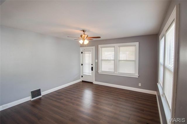 1913 State Street, Alton, IL 62002