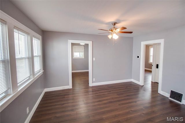 1913 State Street, Alton, IL 62002