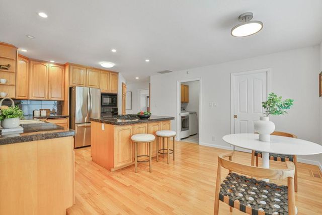 6902 Dartmoor Way, San Jose, CA 95129