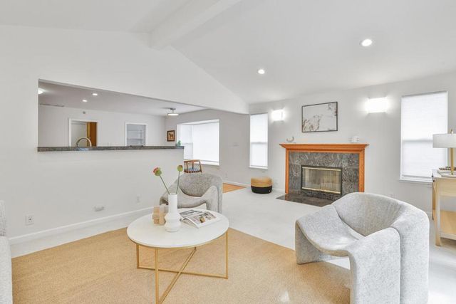 6902 Dartmoor Way, San Jose, CA 95129