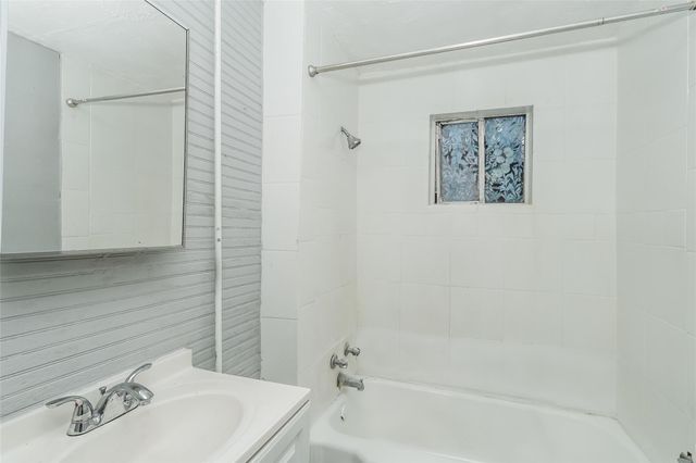 4610 Schroeder Street 1, Houston, TX 77011