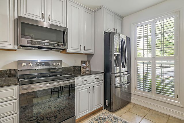 5032 Heatherhill Lane 6, Boca Raton, FL 33486
