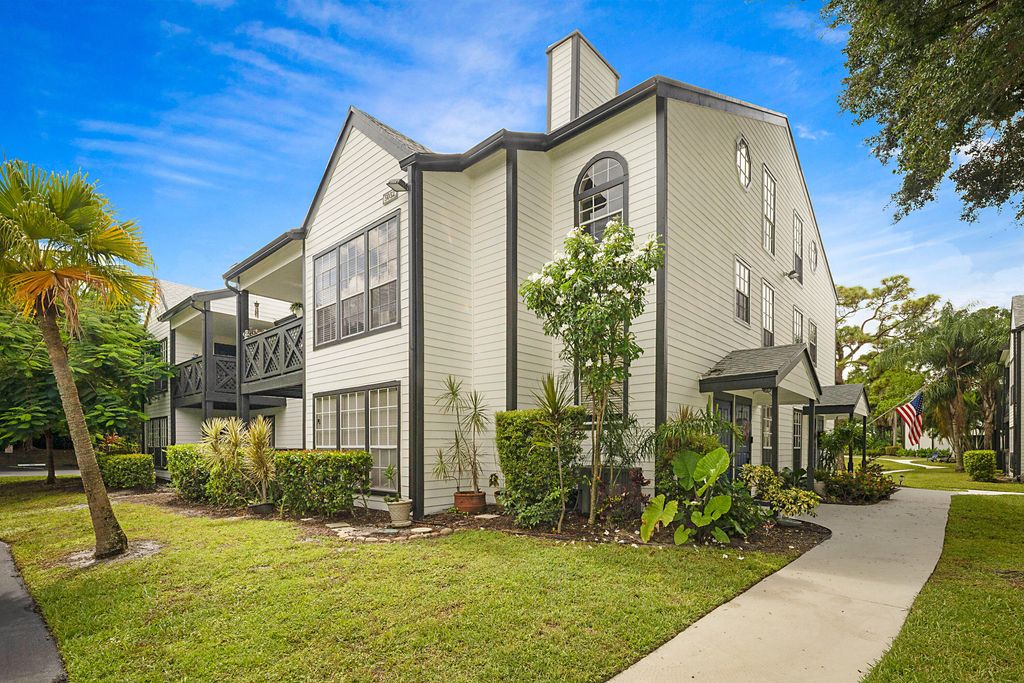 5032 Heatherhill Lane 6, Boca Raton, FL 33486