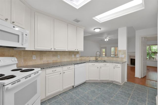 166 Burgandy Vine Court, The Woodlands, TX 77384