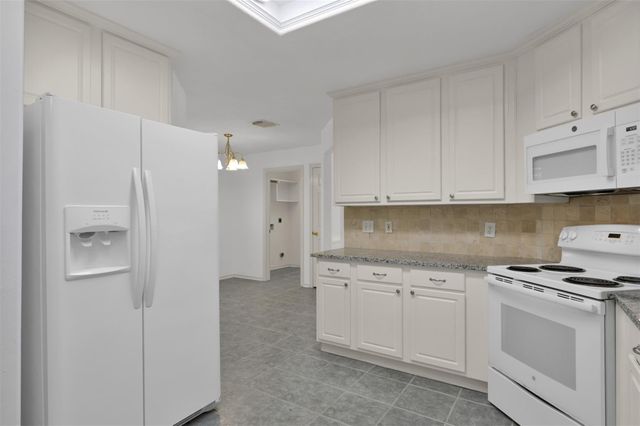 166 Burgandy Vine Court, The Woodlands, TX 77384