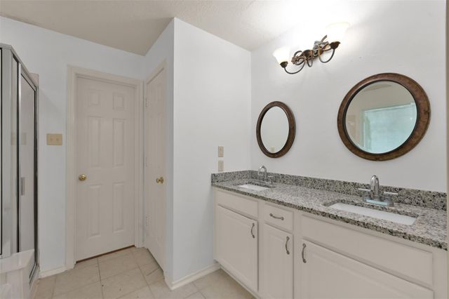 166 Burgandy Vine Court, The Woodlands, TX 77384