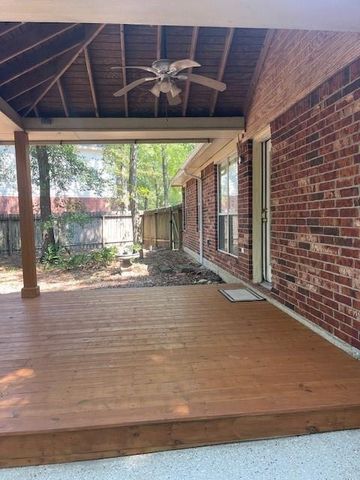 166 Burgandy Vine Court, The Woodlands, TX 77384