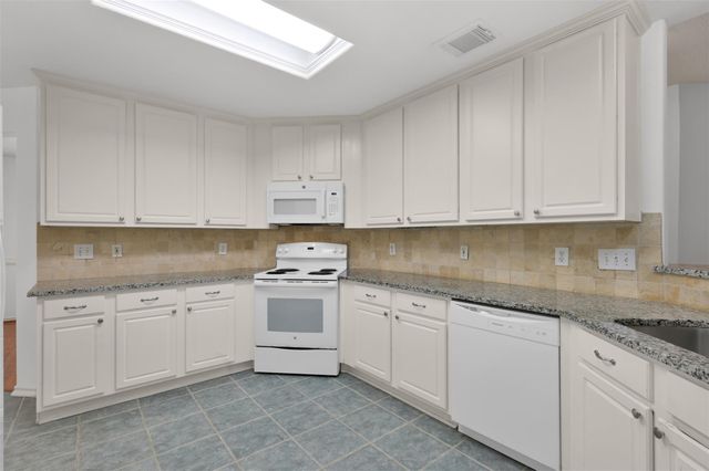 166 Burgandy Vine Court, The Woodlands, TX 77384