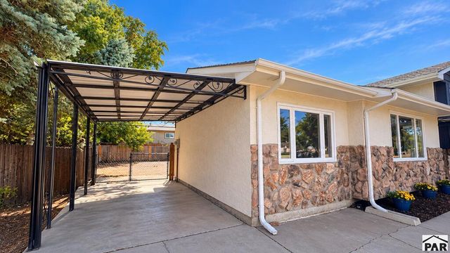 3520 Ivywood Lane, Pueblo, CO 81005