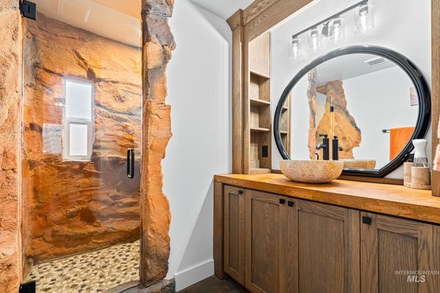 2610 W Malad Street, Boise, ID 83705