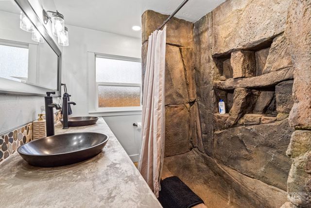 2610 W Malad Street, Boise, ID 83705