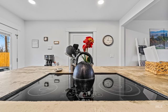 2610 W Malad Street, Boise, ID 83705