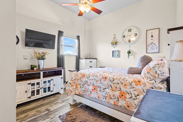 343 Meadow Lark Lane, Bowie, TX 76230