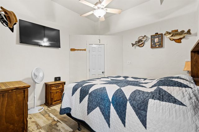 343 Meadow Lark Lane, Bowie, TX 76230