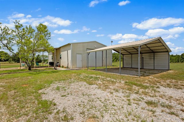 343 Meadow Lark Lane, Bowie, TX 76230