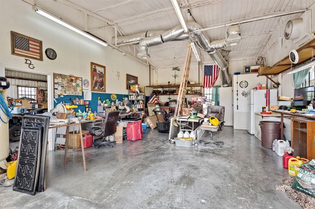 343 Meadow Lark Lane, Bowie, TX 76230