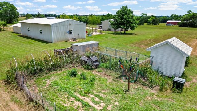 343 Meadow Lark Lane, Bowie, TX 76230