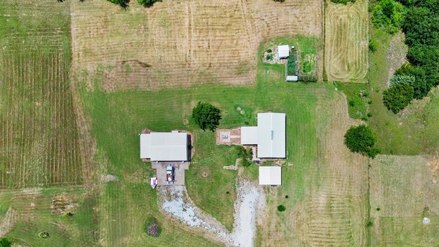 343 Meadow Lark Lane, Bowie, TX 76230