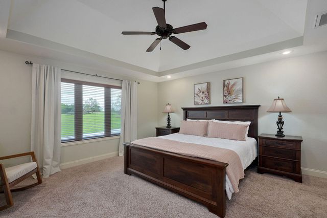 2714 E Cherrybark Street, Springfield, MO 65804