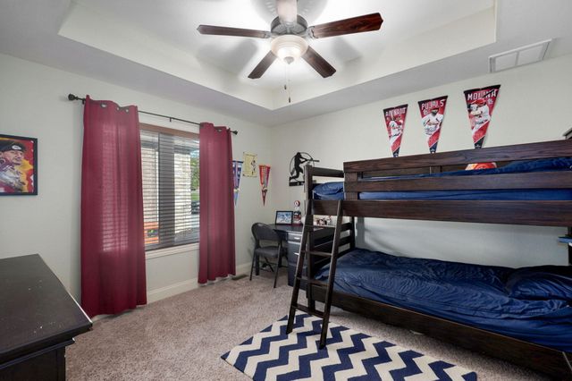 2714 E Cherrybark Street, Springfield, MO 65804