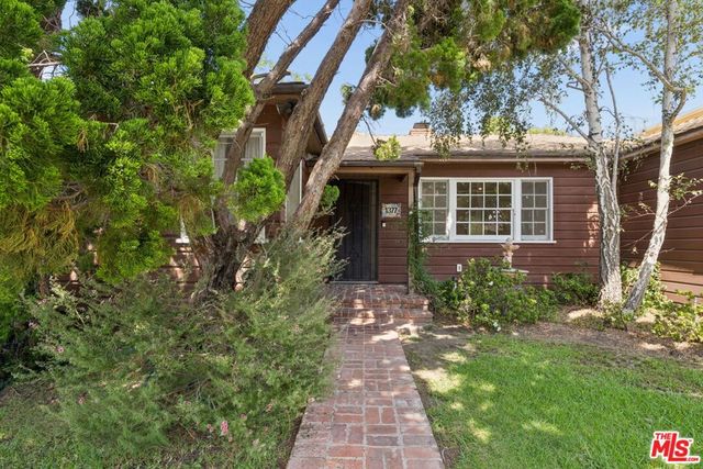 1377 Appleton Way, Los Angeles, CA 90291