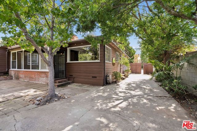1377 Appleton Way, Los Angeles, CA 90291