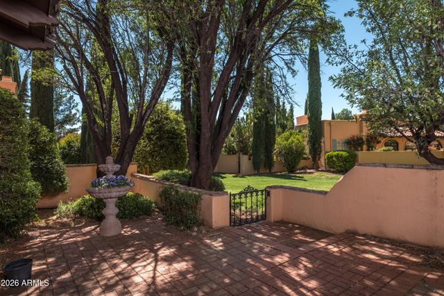 15 RIDGE VIEW Drive 17, Sedona, AZ 86351