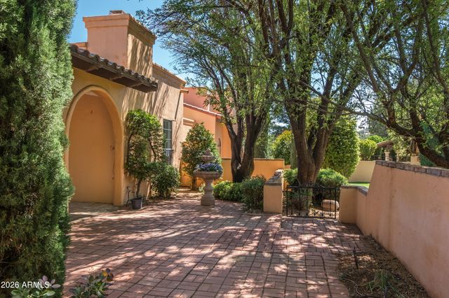 15 RIDGE VIEW Drive 17, Sedona, AZ 86351