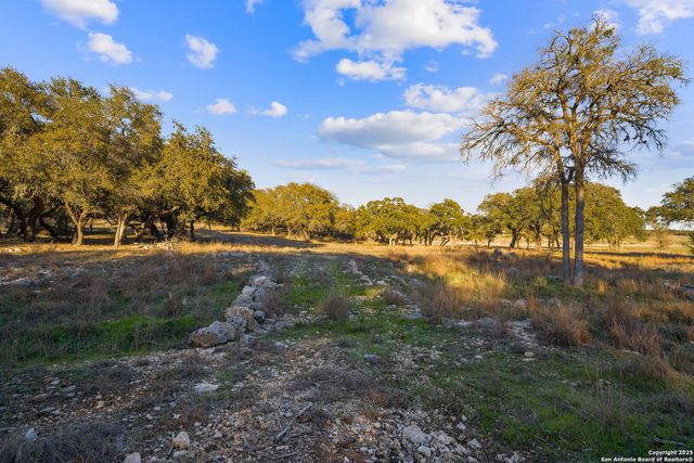 539 Clay Ridge, Canyon Lake, TX 78133