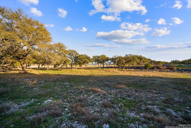 539 Clay Ridge, Canyon Lake, TX 78133