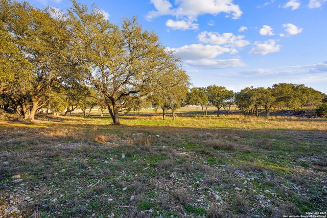 539 Clay Ridge, Canyon Lake, TX 78133