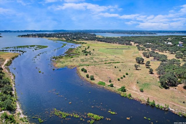 539 Clay Ridge, Canyon Lake, TX 78133