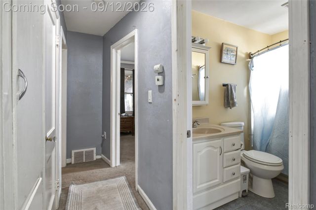 5108 Mildred Street, Wayne, MI 48184