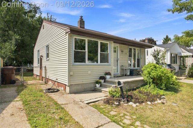 5108 Mildred Street, Wayne, MI 48184