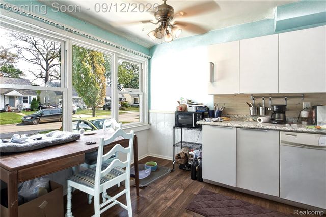 5108 Mildred Street, Wayne, MI 48184