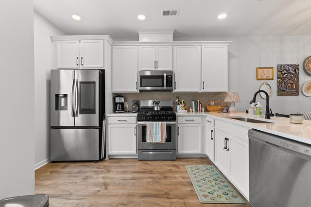 502 Green Fern Drive, Summerville, SC 29483