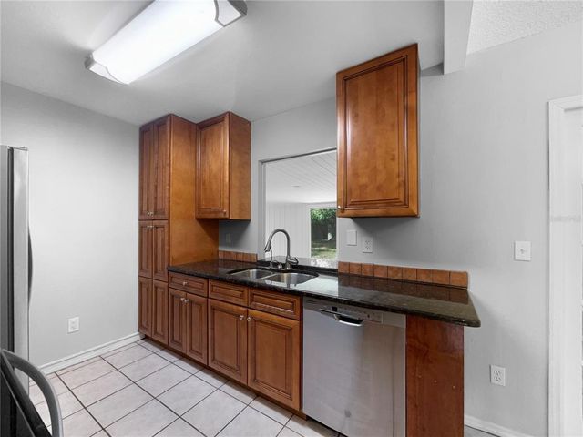 52 HYDRANGEA LANE, Debary, FL 32713