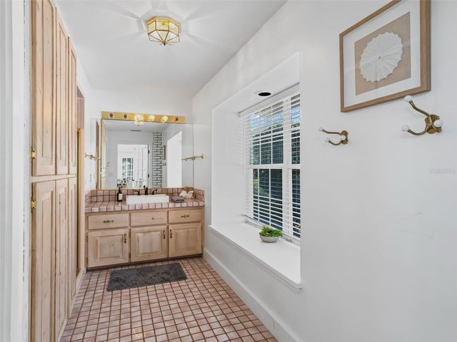 1218 SE 11TH STREET, Ocala, FL 34471