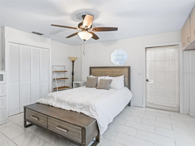 1218 SE 11TH STREET, Ocala, FL 34471