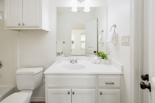 1203 Beacon Court, College Station, TX 77845
