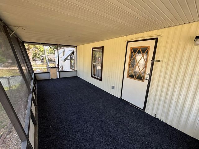 39239 LONGVIEW AVENUE, Zephyrhills, FL 33542