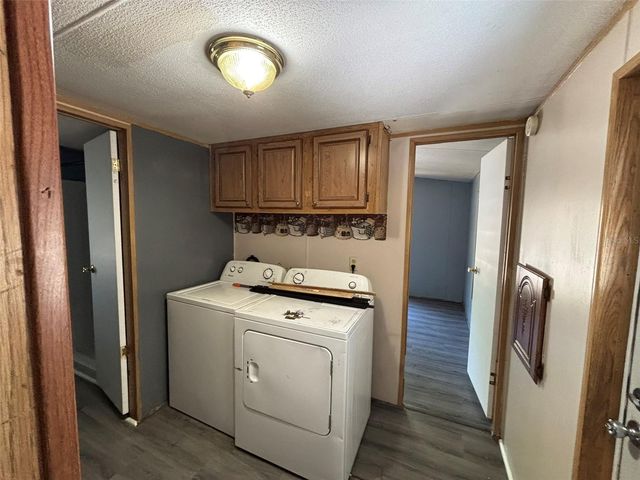 39239 LONGVIEW AVENUE, Zephyrhills, FL 33542