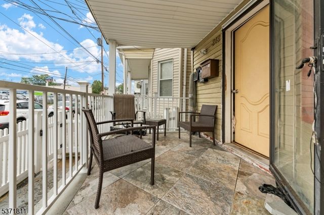 313 E 18Th St, Paterson City, NJ 07524