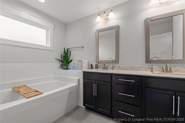 1612 Lizzie Lou Court, Hope Mills, NC 28348