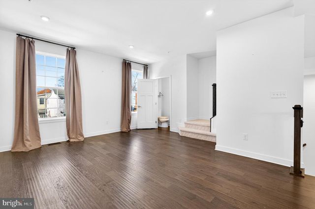 422 E BARNARD ST, West Chester, PA 19382