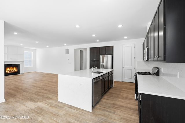 4 Carlisle Court, Howell, NJ 07731