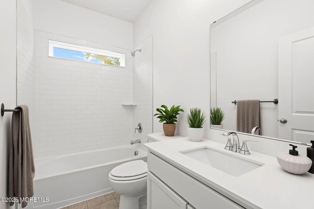 4 Carlisle Court, Howell, NJ 07731